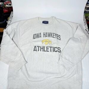 Iowa Hawkeyes Champion Reverse Weave Crew Neck Sweatshirt SZ large Athletic Dep